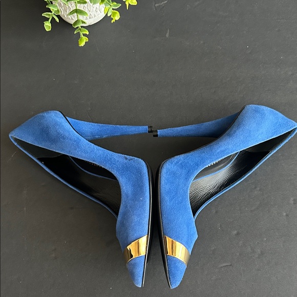 Giuseppe Zanotti Royal Blue Heels with Gold Detail - Picture 14 of 16
